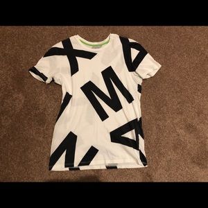 Armani Exchange T-Shirt.